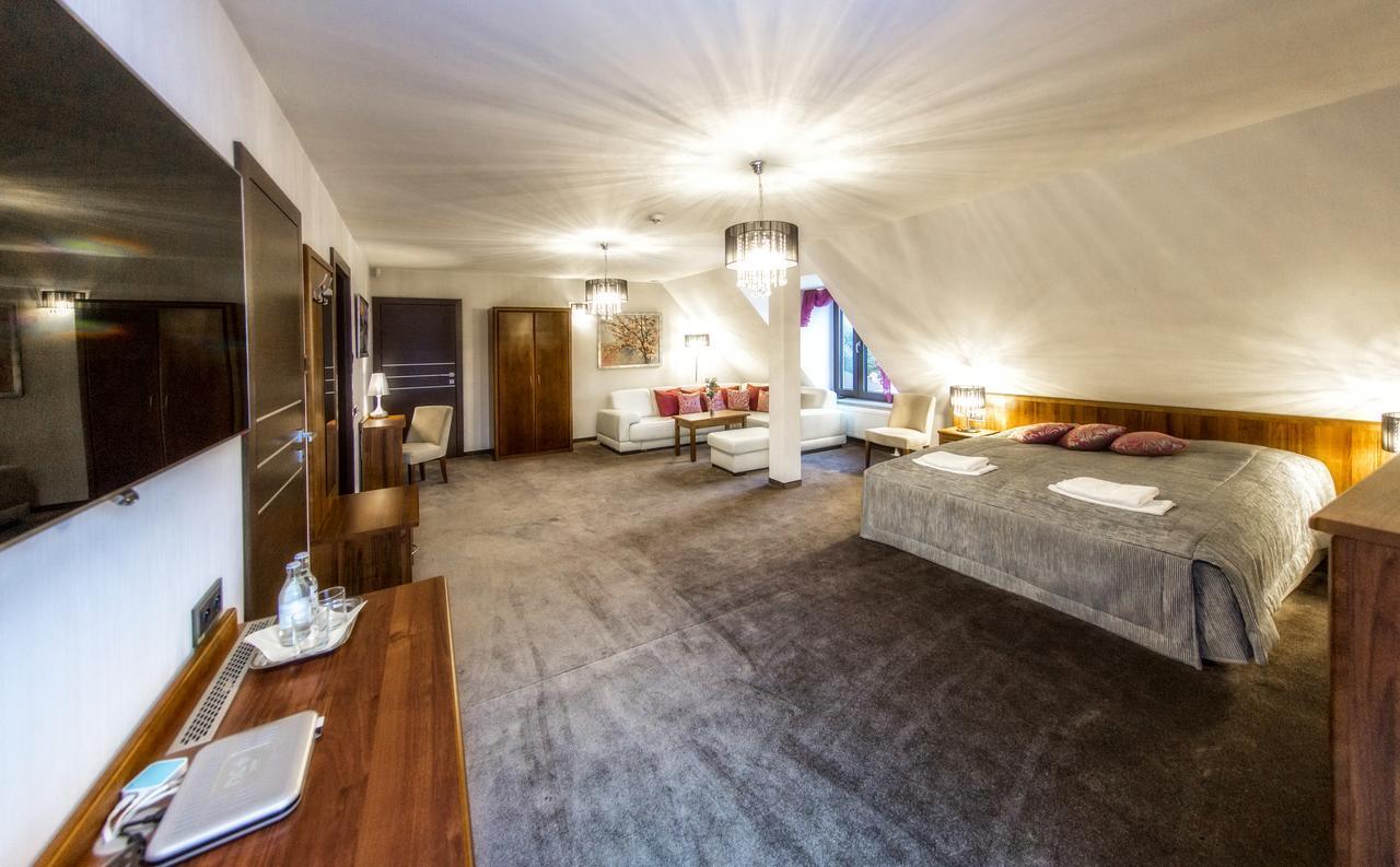 Villa Collis - Bieszczady Olchowiec ภายนอก รูปภาพ